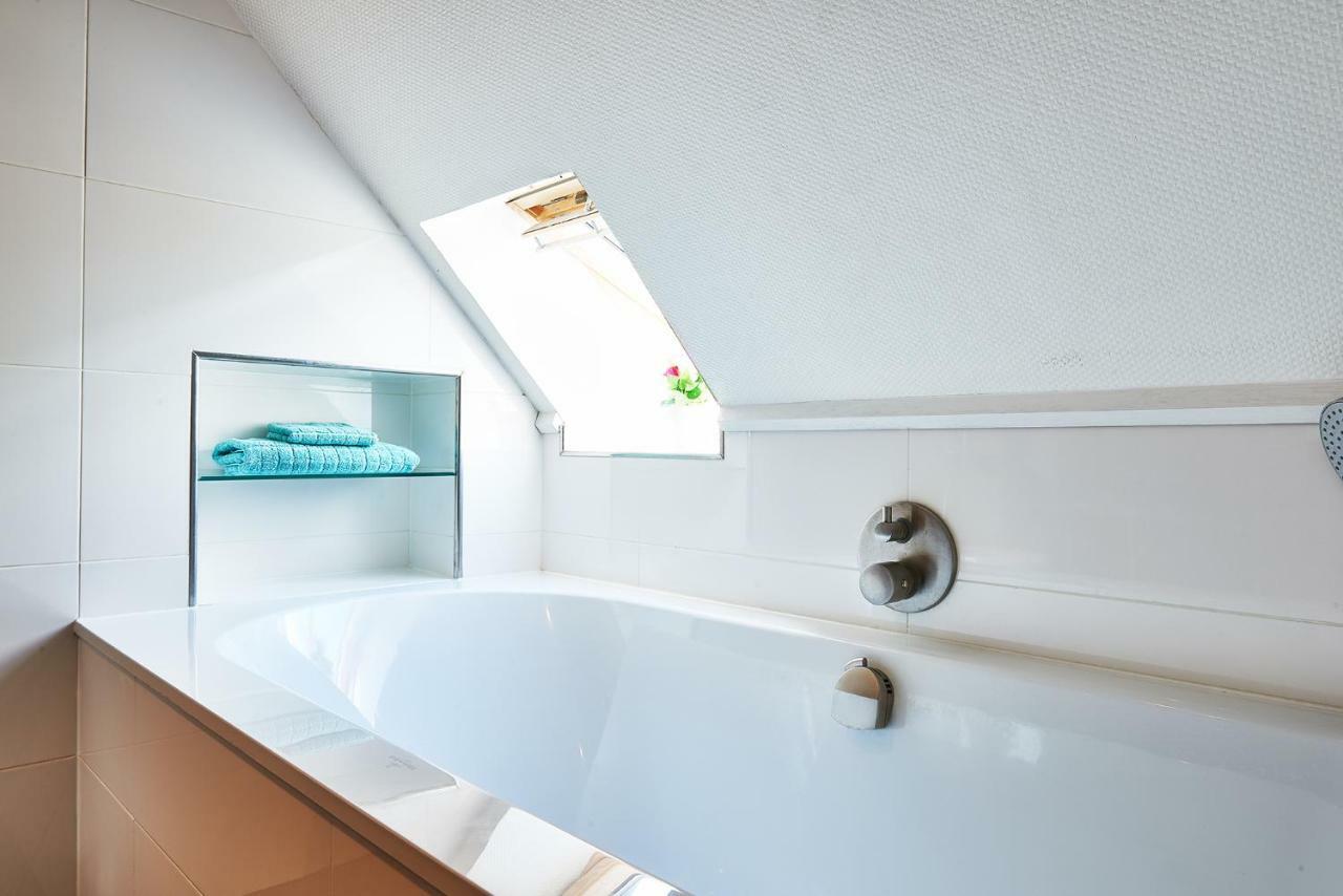 Guesthouse Villa 엠멘 외부 사진